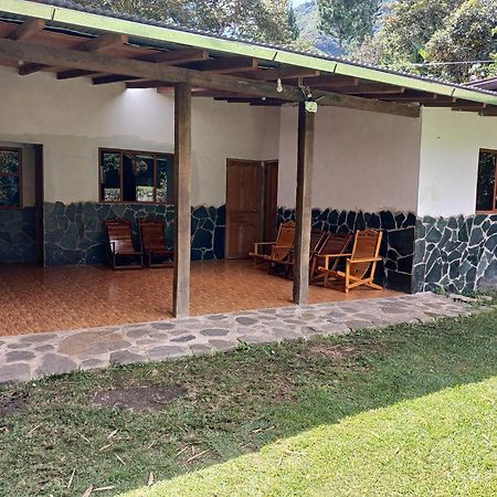 Lia B&B Lucmabamba Sahuayaco Bagian luar foto