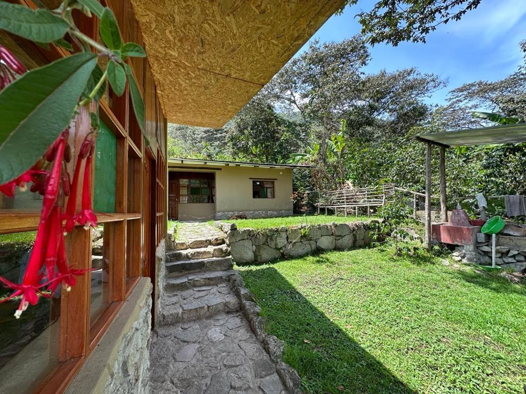 Lia B&B Lucmabamba Sahuayaco Bagian luar foto