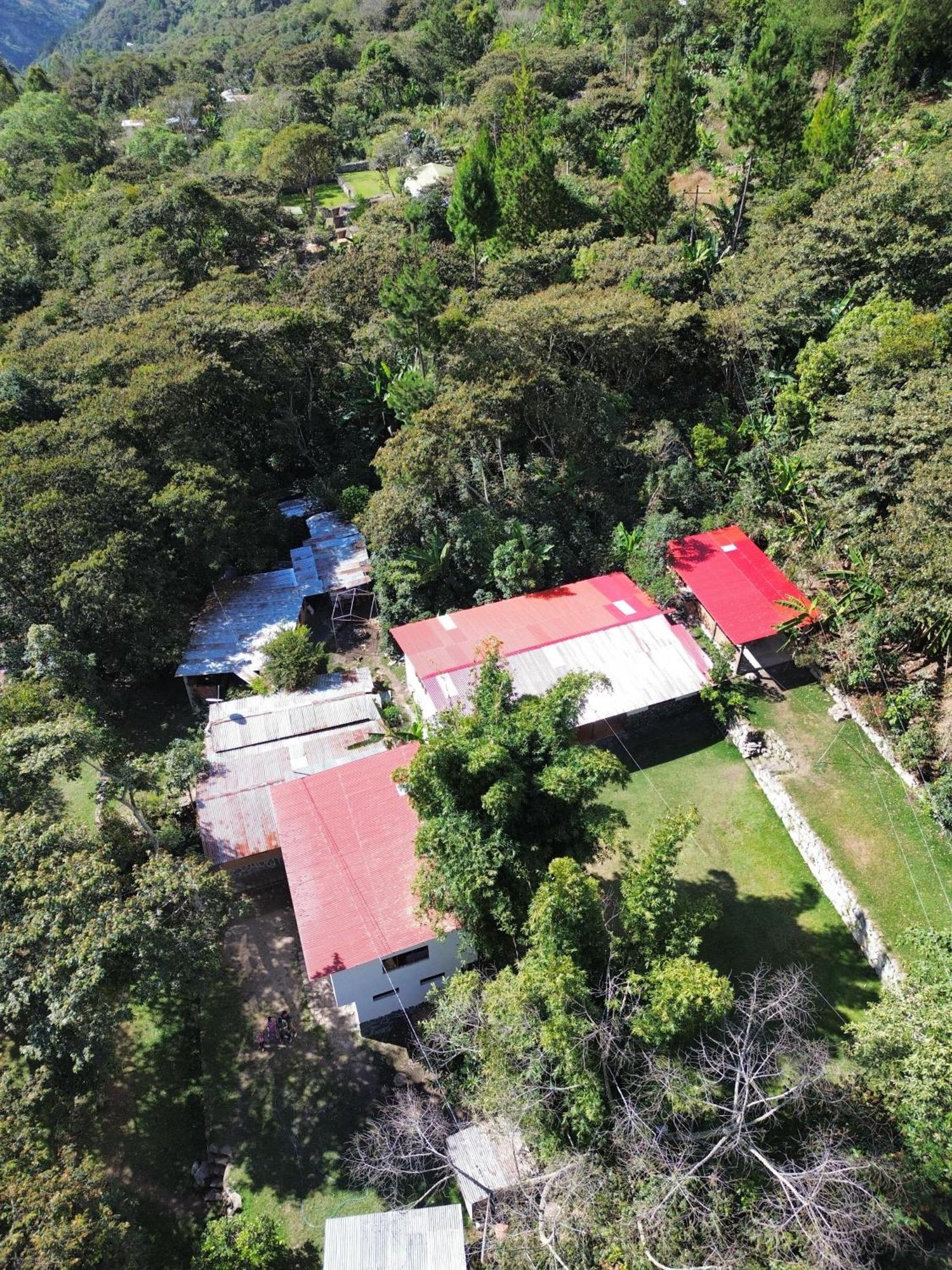 Lia B&B Lucmabamba Sahuayaco Bagian luar foto