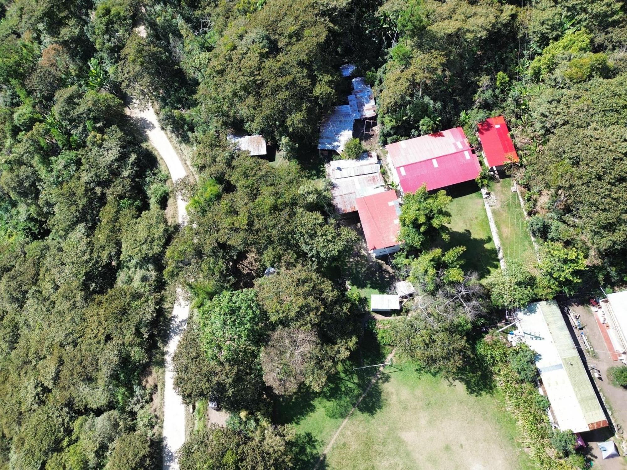 Lia B&B Lucmabamba Sahuayaco Bagian luar foto